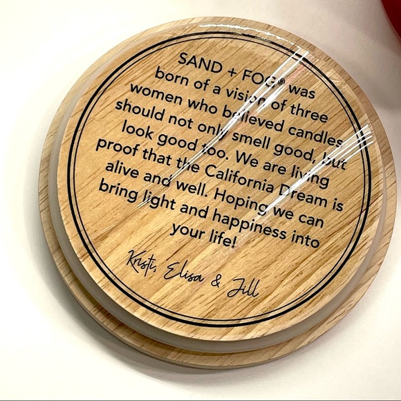 Sand And Fog White Lily Scented California Candle Made With Essential Oils NWT - Picture 3 of 8